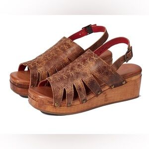 BED STU Robin Distressed Platform Wedges